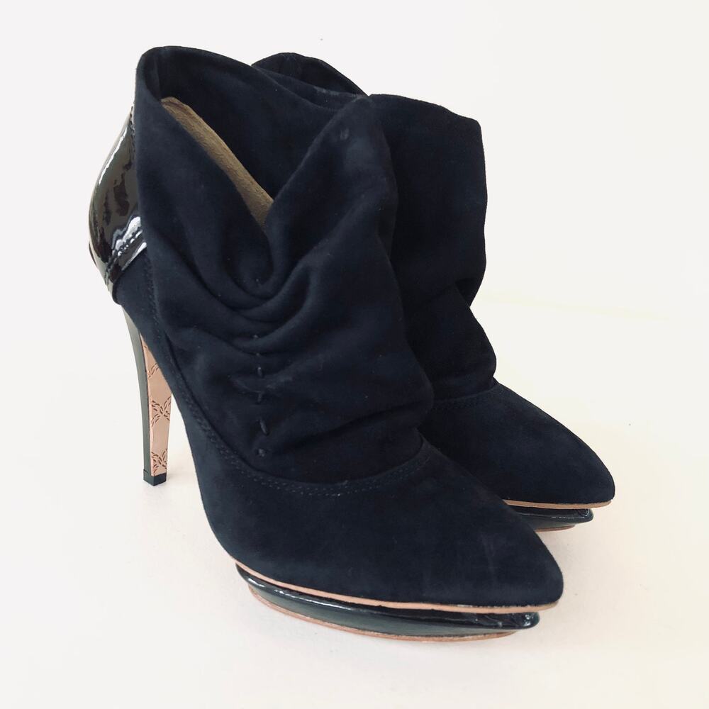 New L.A.M.B Glamorous Suede Leather Ruched Ankle Bootie Black 6